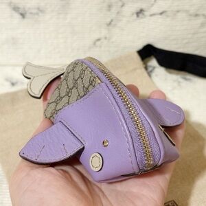 Gucci GG Supreme Monogram Coin Purse Whale: Purple (EUC)